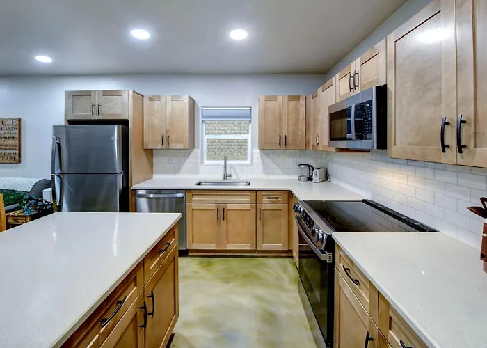 Saguaro Grove, Built '26, Smart Lock, Quiet Cul-de-sac Holiday home Tucson